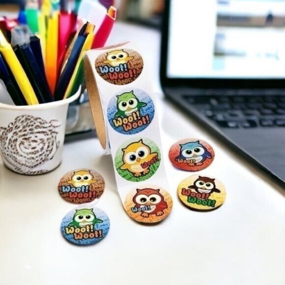 Owl Sticker Roll 100 Count - Picture 1 of 3